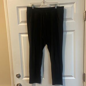 🧡 Women’s Athletic Works pants